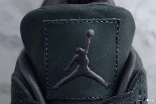 930155-001 930155-001 KAWS JORDAN Air 4 Retro  'KAWS' 1220